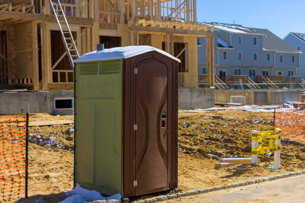 Best Affordable portable toilet rental  in Clifton Gardens, NY