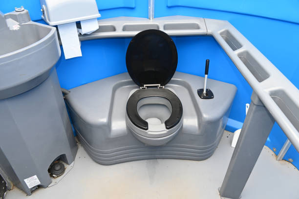 Best Portable bathroom rental  in Clifton Gardens, NY
